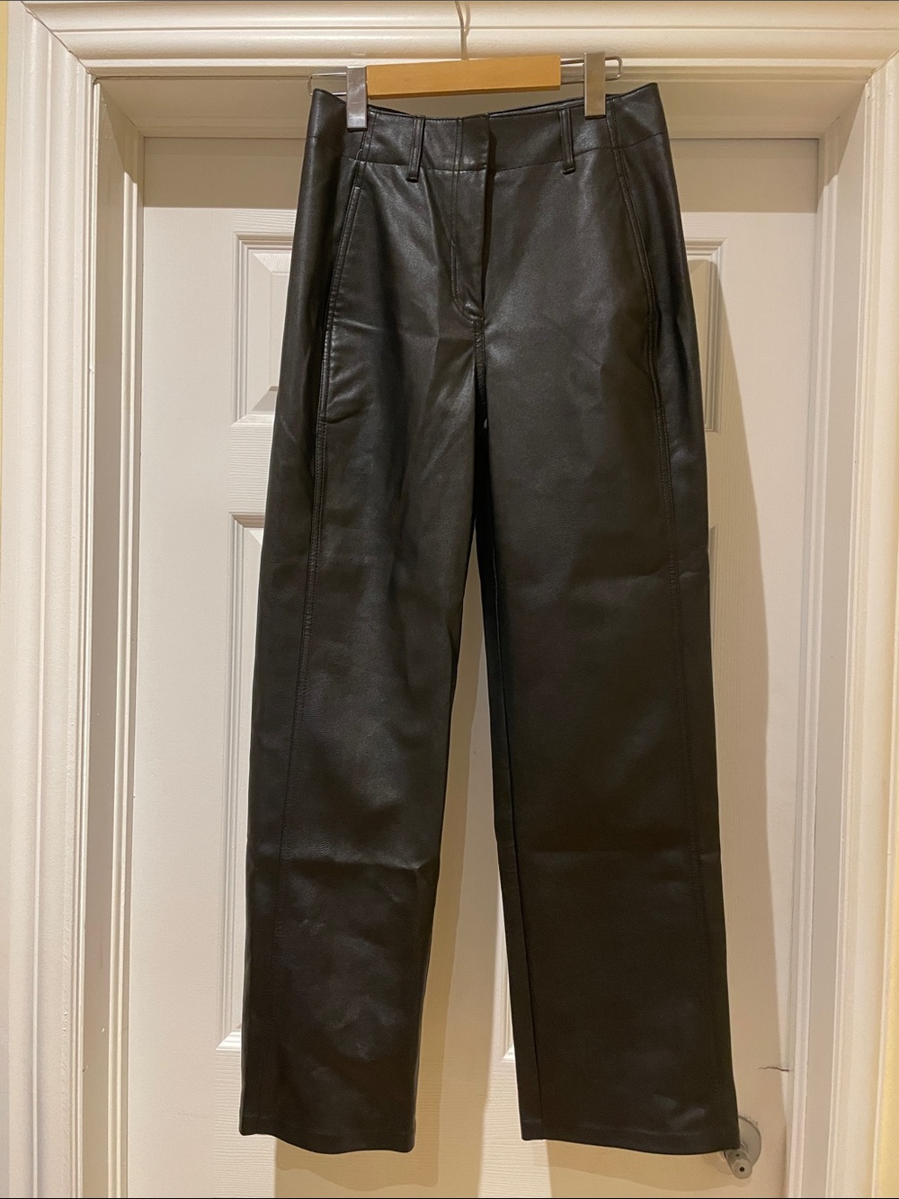 Wilfred Free Vegan Leather High-Rise Pants Black Size 2 โ Moto Minimalist